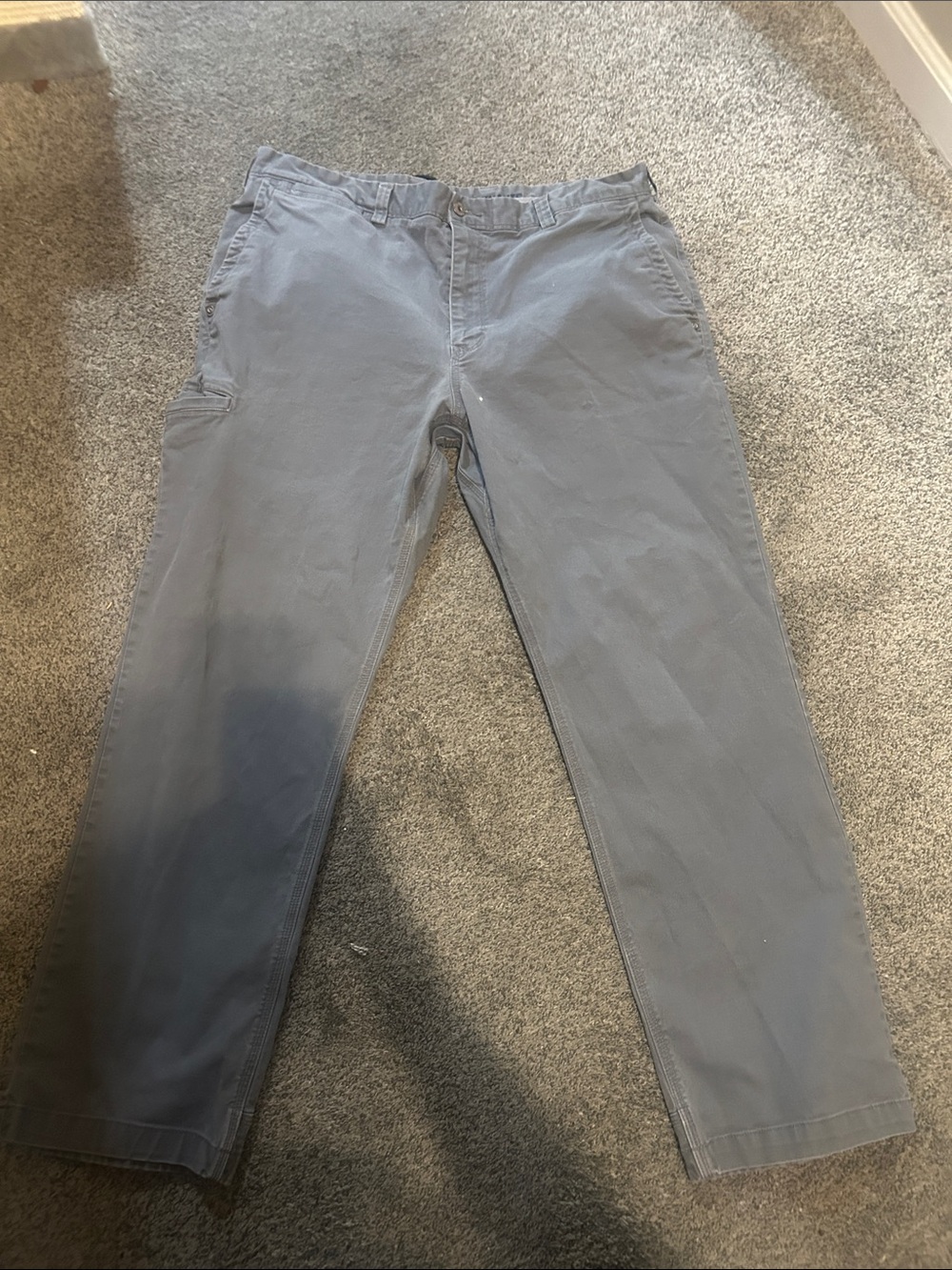 Duluth Trading Co Men's Gray Straight-Leg Chinos